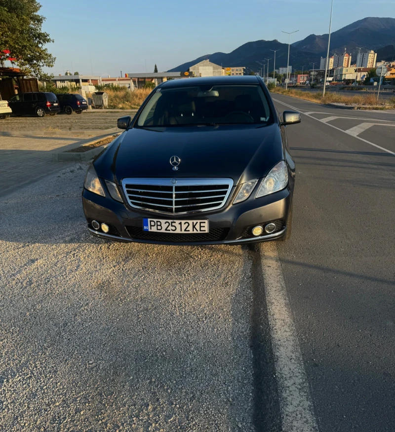 Mercedes-Benz E 250 Капарирано продадено, снимка 2 - Автомобили и джипове - 47368399