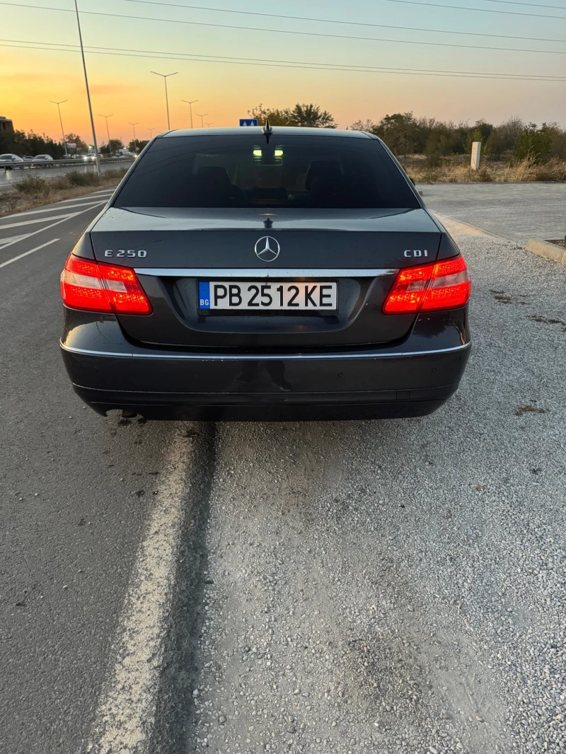 Mercedes-Benz E 250, снимка 7 - Автомобили и джипове - 48363978