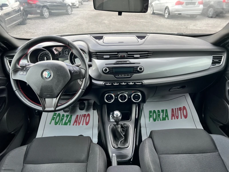 Alfa Romeo Giulietta 1.6 JTDM-105к.с-ПАНОРАМА, снимка 11 - Автомобили и джипове - 48443263