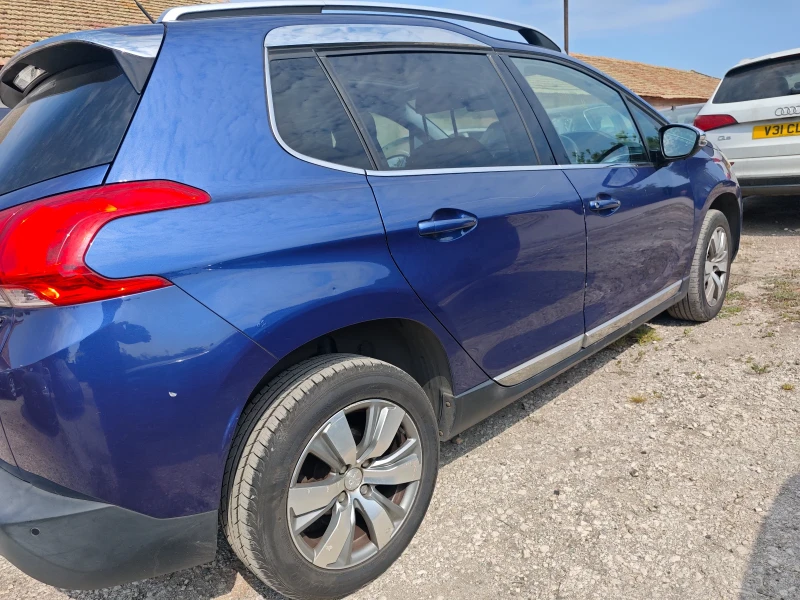 Peugeot 2008 1.2i, снимка 4 - Автомобили и джипове - 50724818