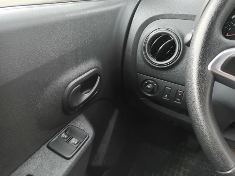 Dacia Dokker 1.6/102 к.с , снимка 17 - Автомобили и джипове - 52256460