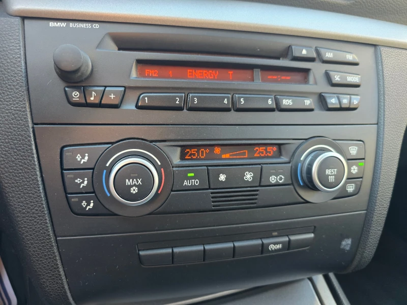 BMW 118 2.0d/6-ck./Лизинг, снимка 12 - Автомобили и джипове - 52428383