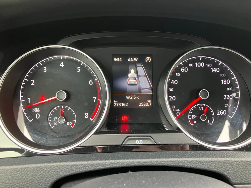 VW Golf Highline / Automatic, снимка 6 - Автомобили и джипове - 52520525