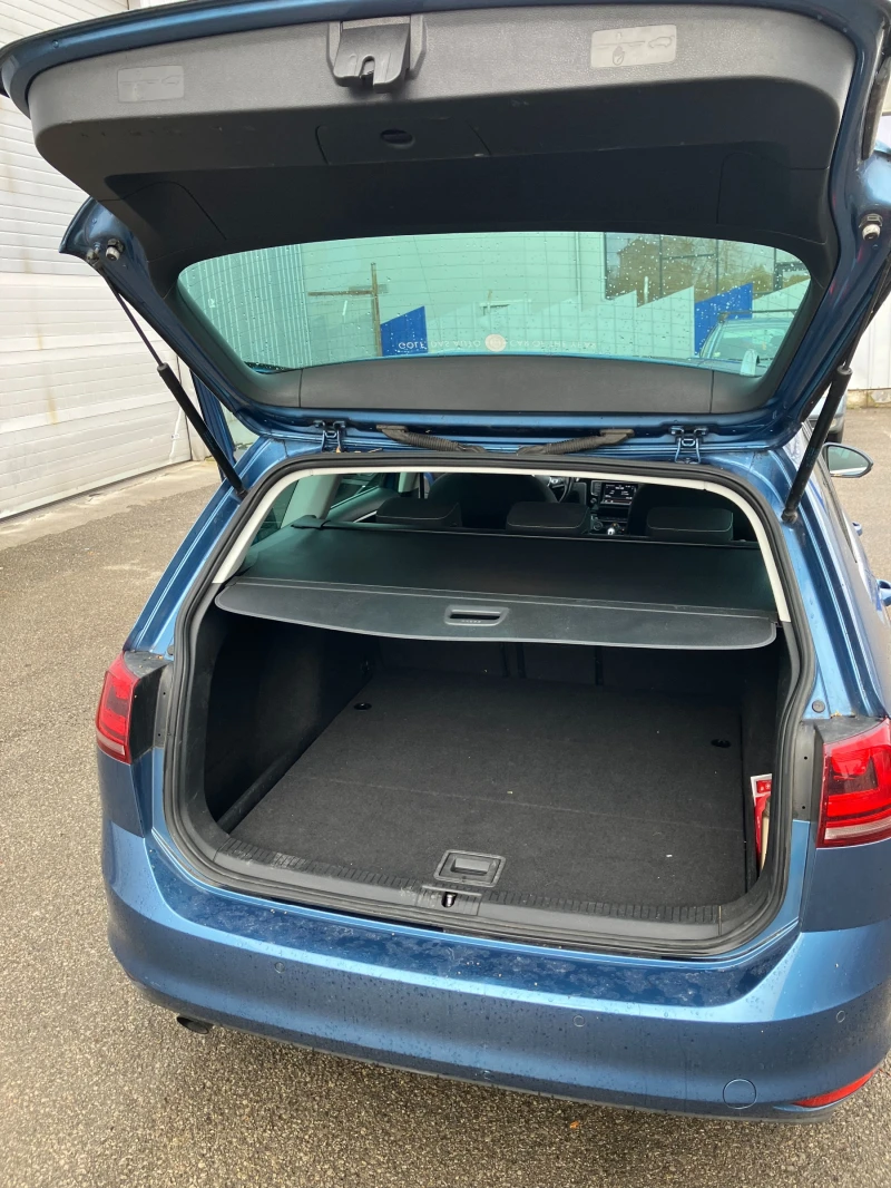 VW Golf Highline / Automatic, снимка 9 - Автомобили и джипове - 52520525