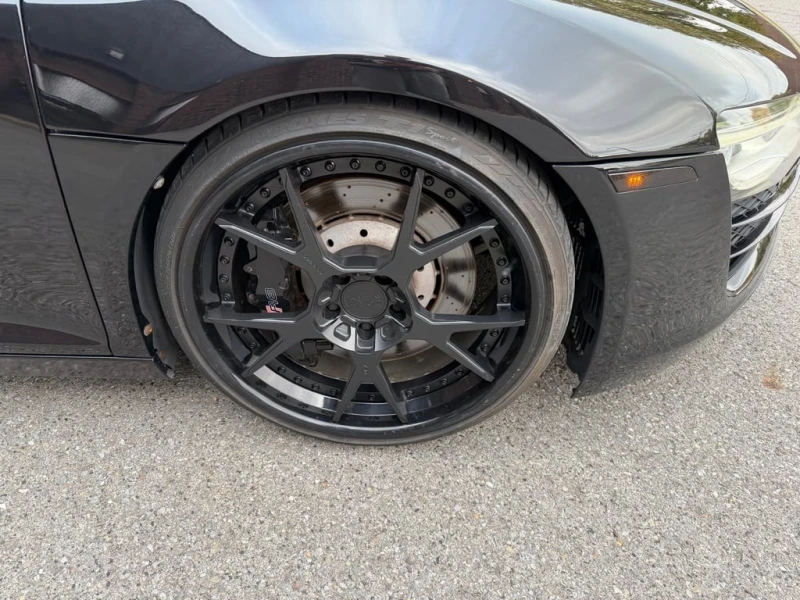 Audi R8 2014 COUPE V8 * БЕЗ ПЪРВОНАЧАЛНА ВНОСКА* , снимка 8 - Автомобили и джипове - 52683337