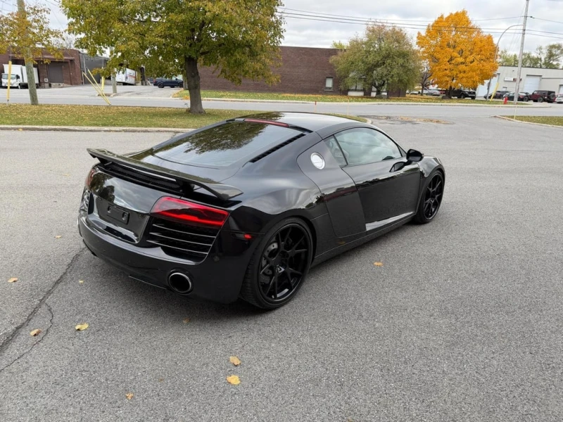 Audi R8 2014 COUPE V8 * БЕЗ ПЪРВОНАЧАЛНА ВНОСКА* , снимка 7 - Автомобили и джипове - 52683337
