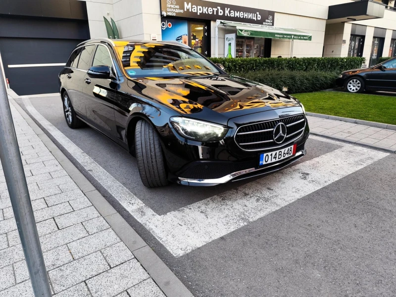 Mercedes-Benz E 220 FACELIFT, снимка 2 - Автомобили и джипове - 52804281