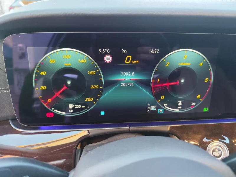 Mercedes-Benz E 220 FACELIFT, снимка 6 - Автомобили и джипове - 52804281