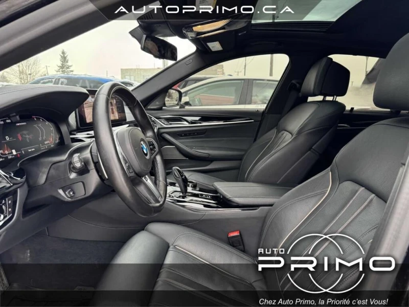 BMW 550 * M550i xDrive Si?ges Cuir Toit Ouvrant Bluetooth , снимка 10 - Автомобили и джипове - 52919494