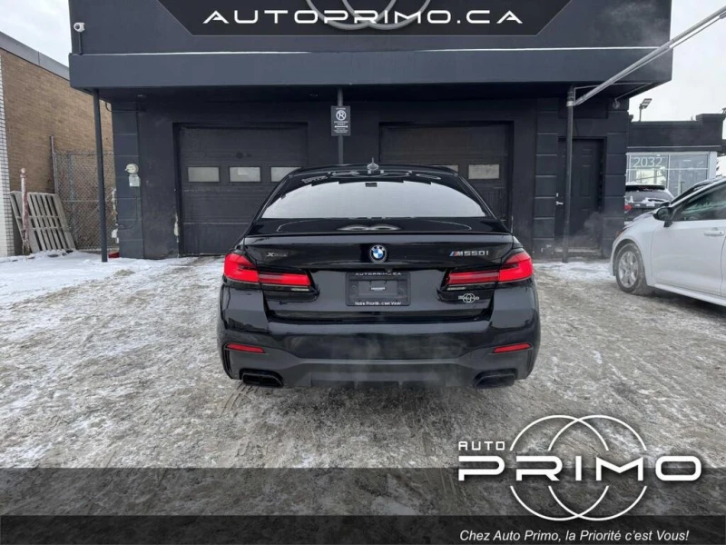 BMW 550 * M550i xDrive Si?ges Cuir Toit Ouvrant Bluetooth , снимка 6 - Автомобили и джипове - 52919494