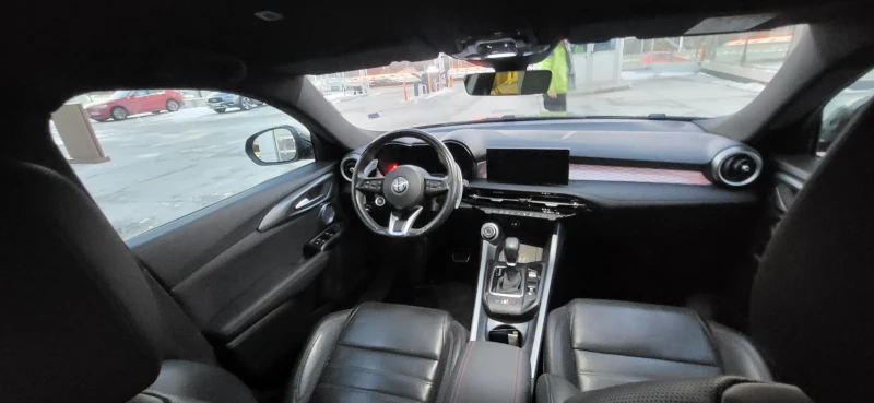 Alfa Romeo Tonale, снимка 2 - Автомобили и джипове - 53185385