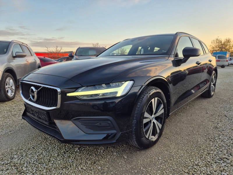 Volvo V60 2.0 D3, снимка 3 - Автомобили и джипове - 53430216