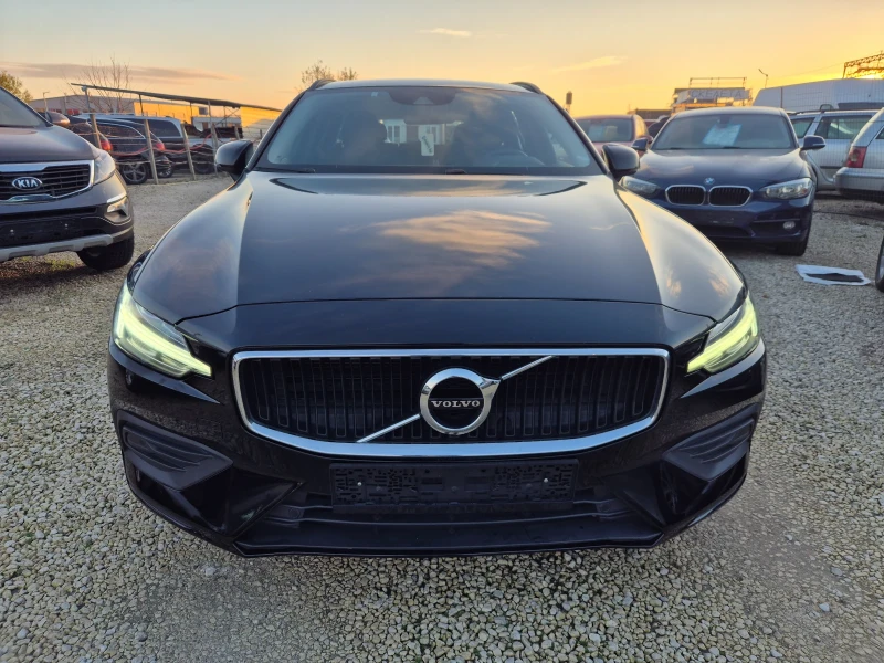 Volvo V60 2.0 D3, снимка 2 - Автомобили и джипове - 53430216