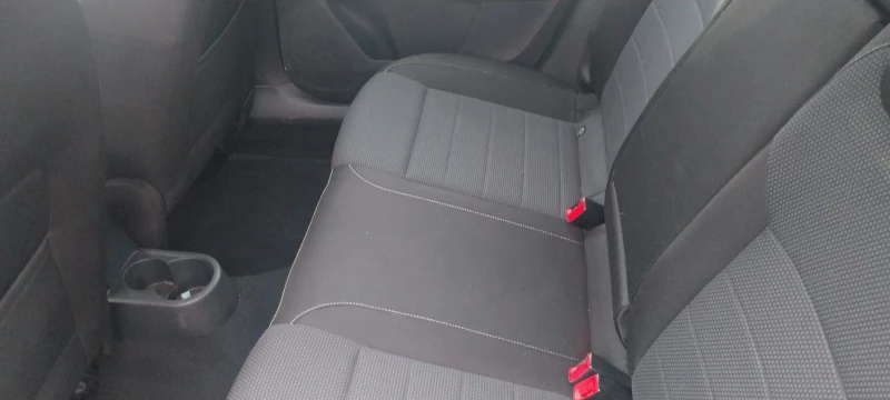 Skoda Rapid 1.6 TDI 90кс ELEGANS evro6 вс екстри, снимка 6 - Автомобили и джипове - 53457430