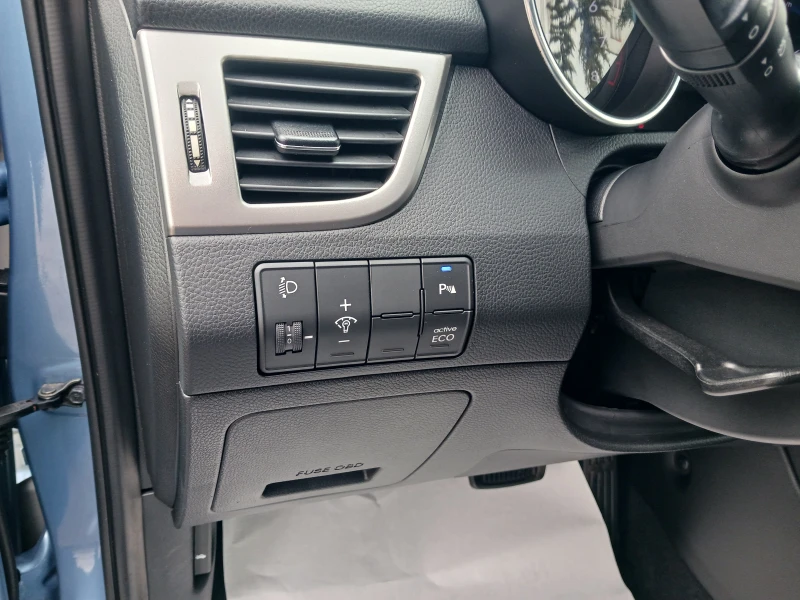 Hyundai I30 1.6= AVTOMAT= NAVI= KAMERA= FULL, снимка 15 - Автомобили и джипове - 53479423