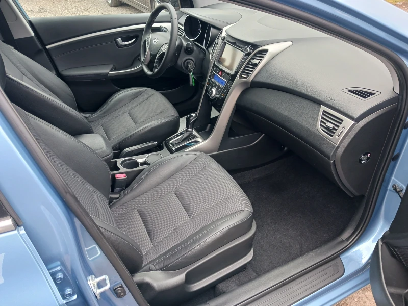 Hyundai I30 1.6= AVTOMAT= NAVI= KAMERA= FULL, снимка 12 - Автомобили и джипове - 53479423