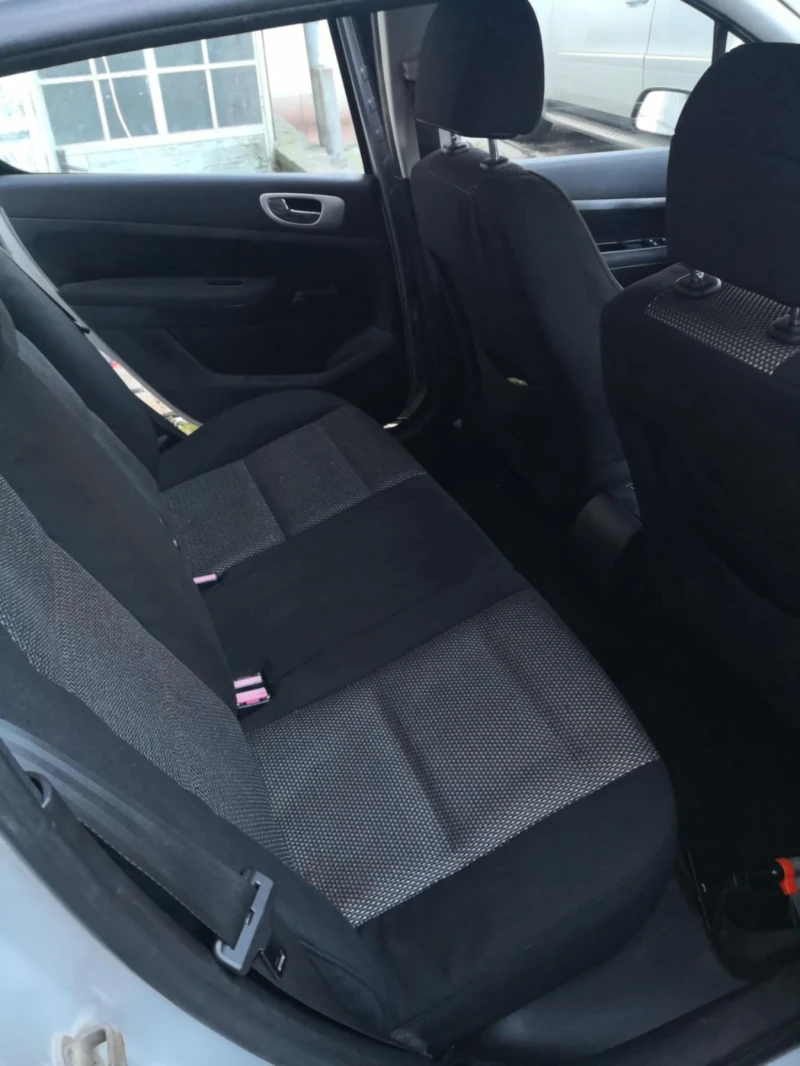 Peugeot 307 Фейслифт, снимка 10 - Автомобили и джипове - 53491615