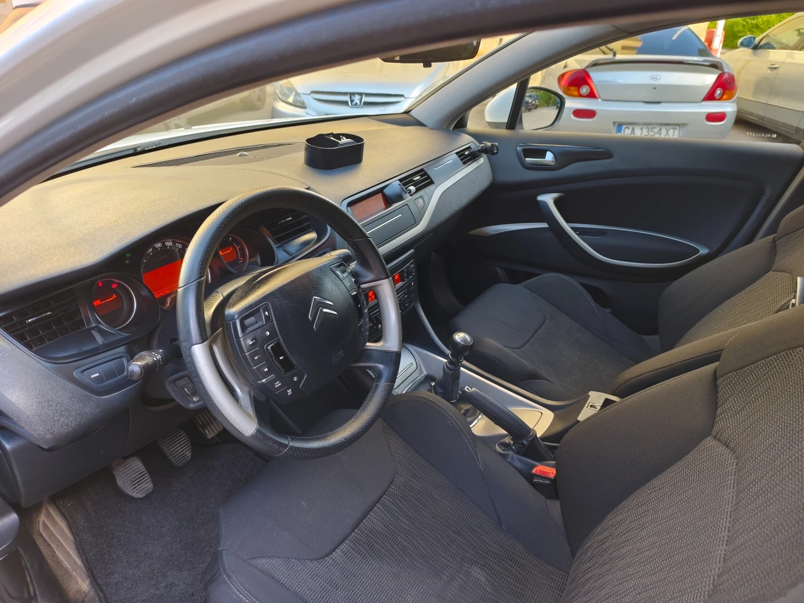 Citroen C5 2.0 HDI  6СК * КЛИМАТРОНИК*  !ТОП!, снимка 10 - Автомобили и джипове - 54722426