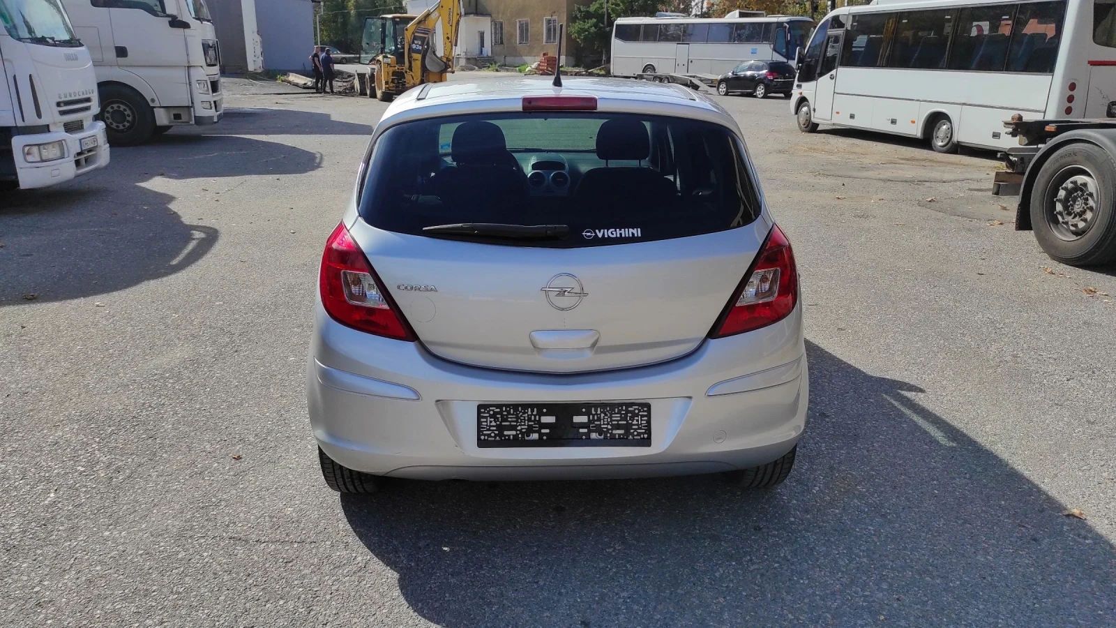 Opel Corsa 1.2 BENZIN EURO5A - изображение 6