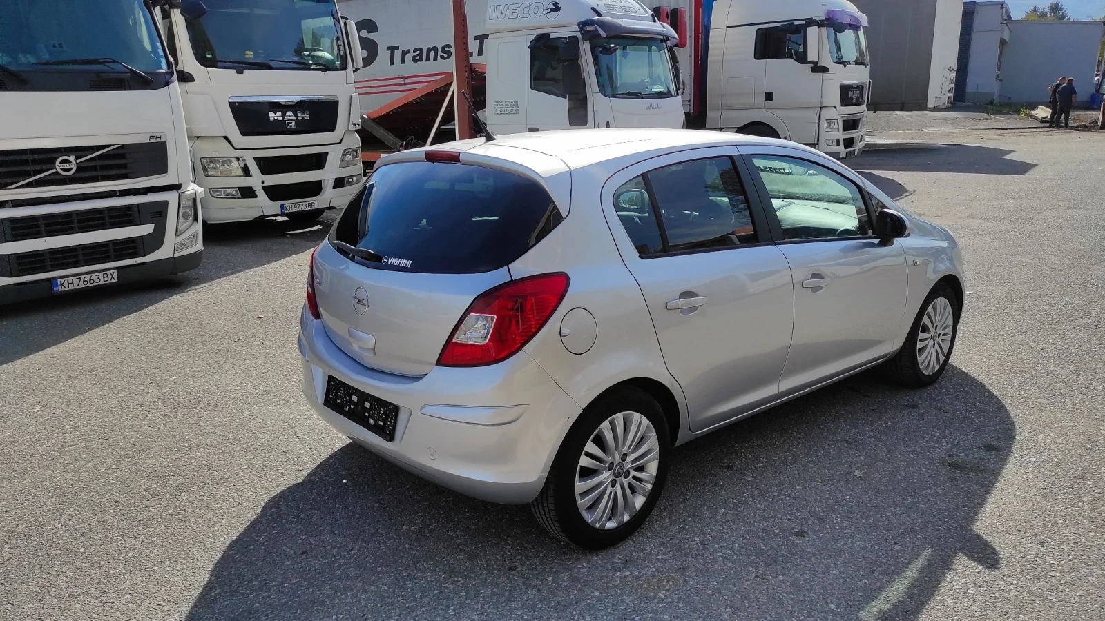 Opel Corsa 1.2 BENZIN EURO5A - изображение 5