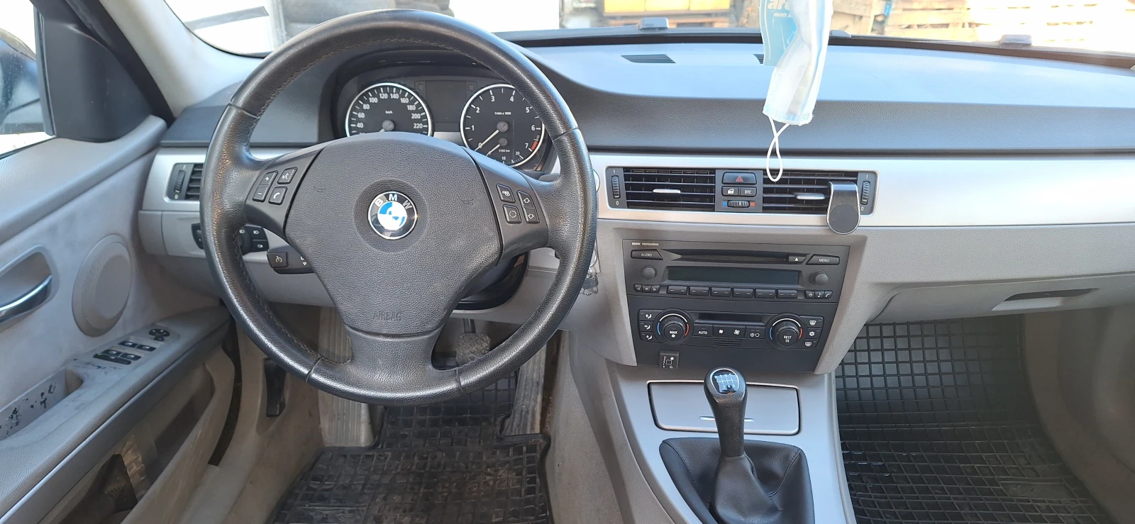 BMW 318 2.0i 129 .  | Mobile.bg   12