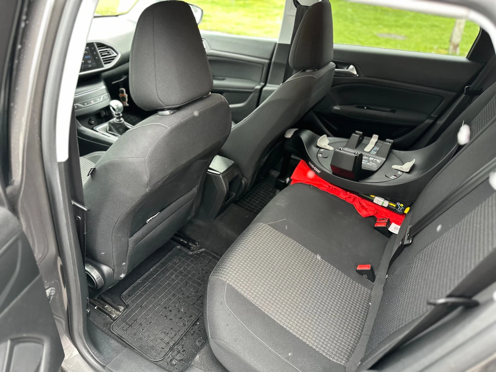 Peugeot 308 1.5 HDI - изображение 8