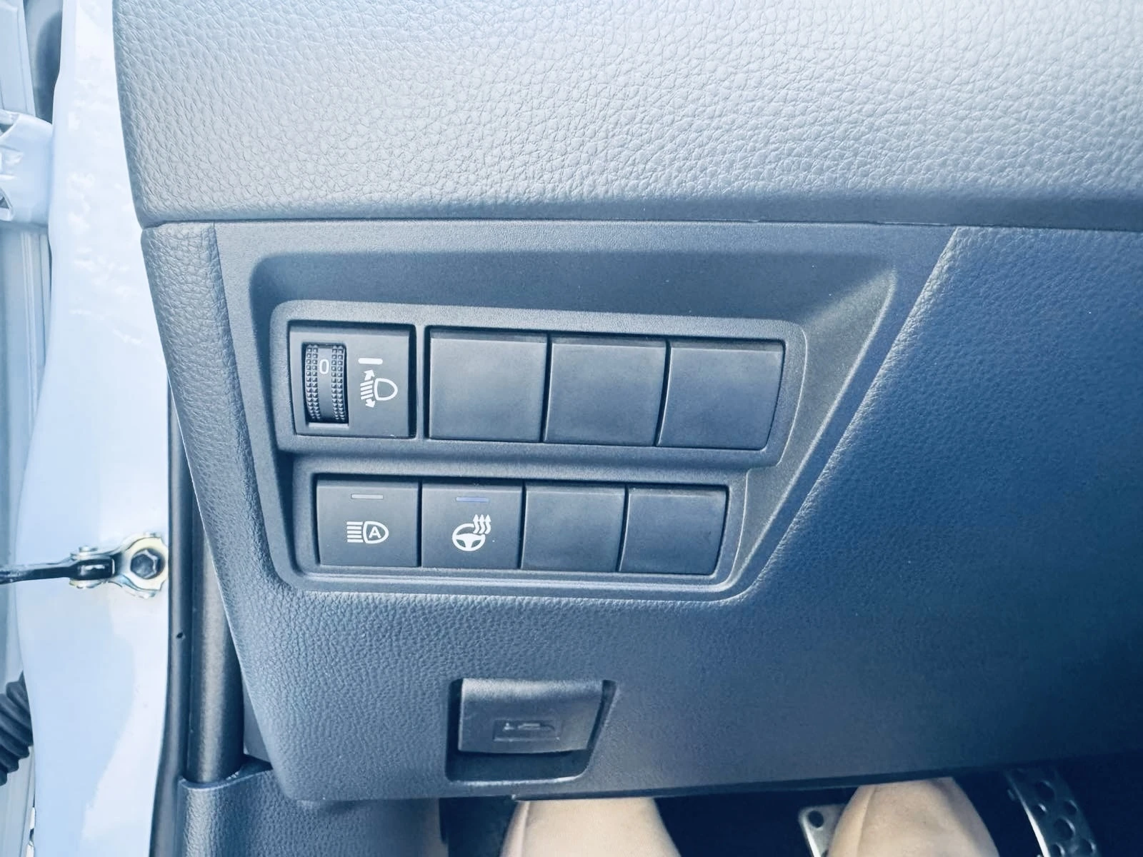 Toyota Yaris GR Sport, Hybrid, JBL, head up - изображение 10