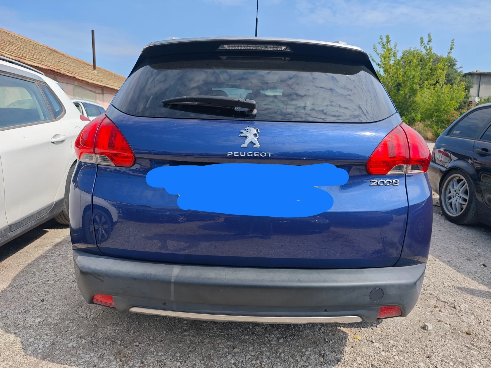 Peugeot 2008 1.2i - изображение 2