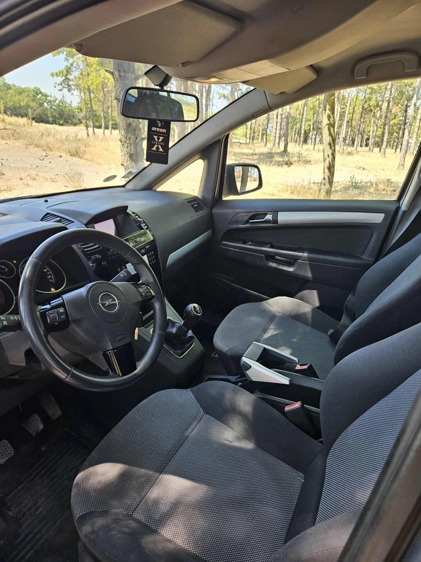 Opel Zafira 2010г. Цена-Качество: Без аналог - изображение 6