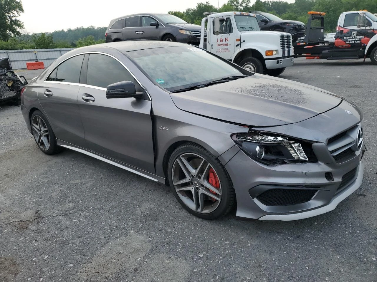 Mercedes-Benz CLA 45 AMG  - изображение 4