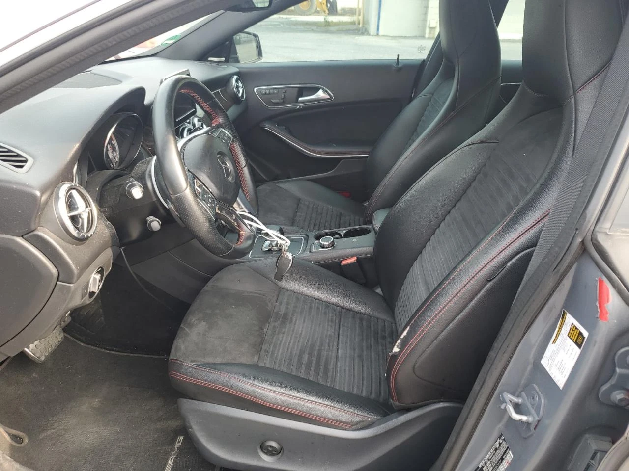 Mercedes-Benz CLA 45 AMG  - изображение 7