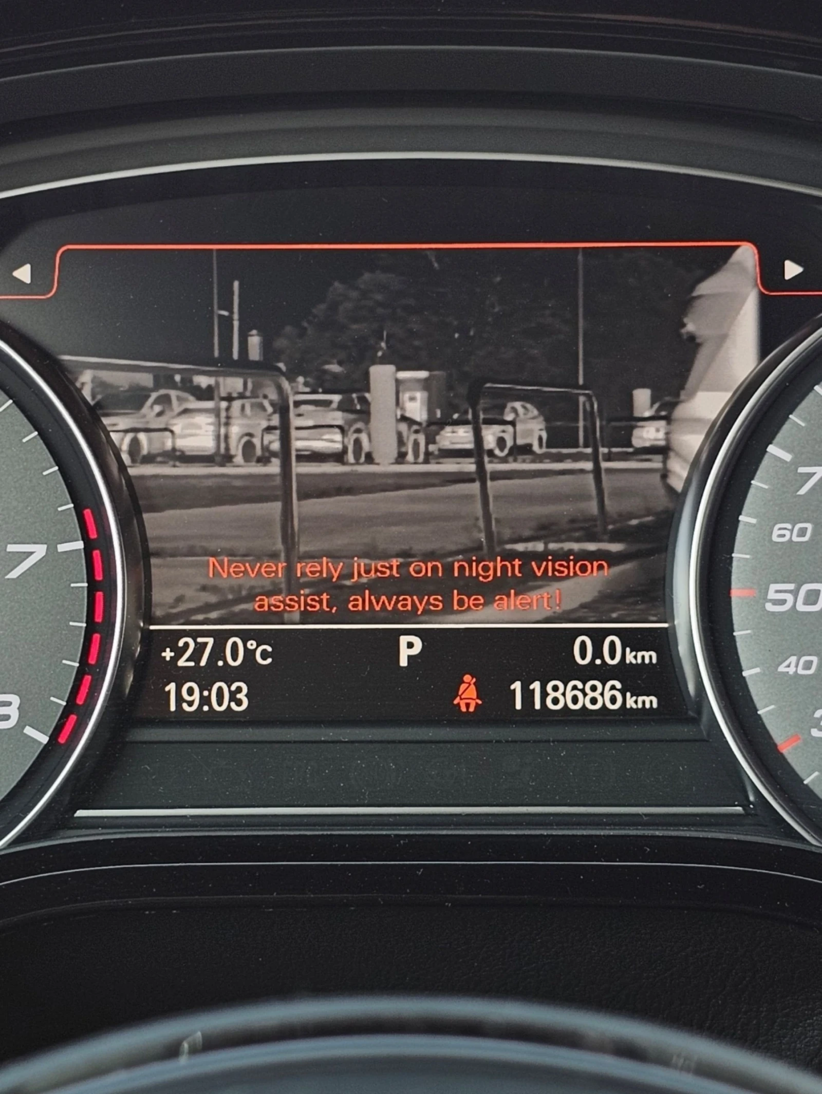 Audi S8 PLUS MAX | Mobile.bg   11