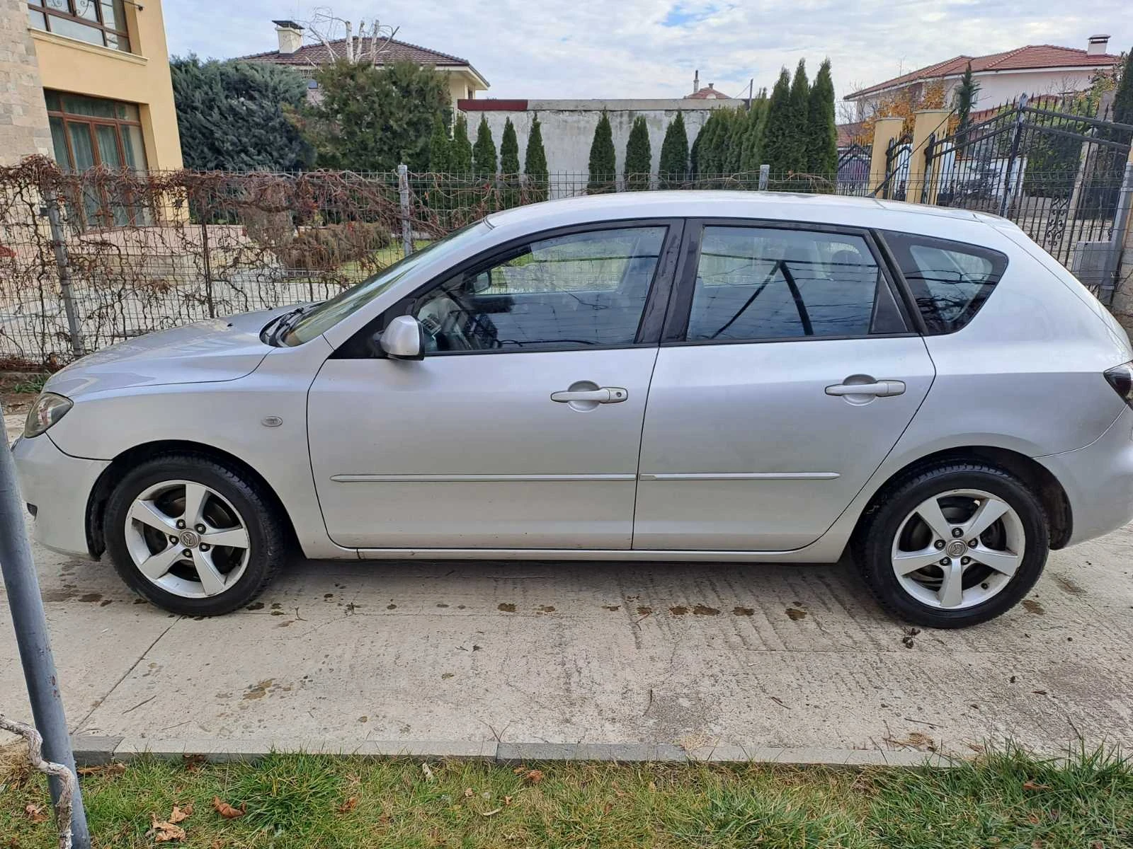 Mazda 3 1.6 109kс - изображение 4