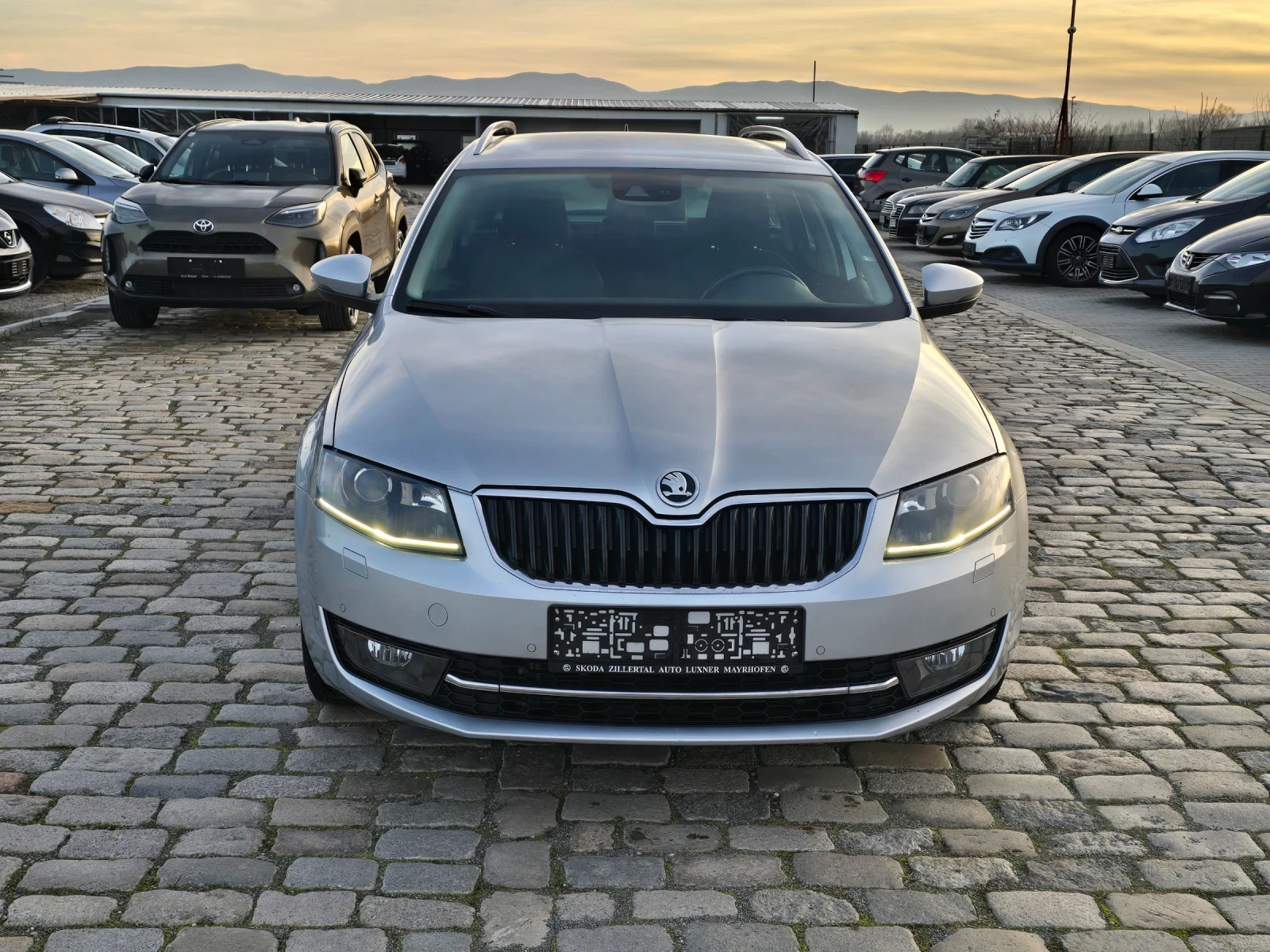 Skoda Octavia 2.0TDI 150кс 4х4 204000 км. ЕВРО 5 - изображение 2