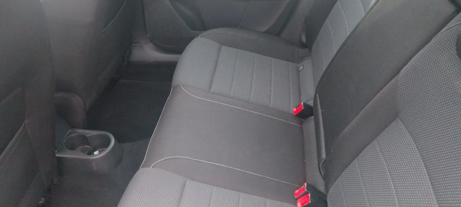 Skoda Rapid 1.6 TDI 90кс ELEGANS evro6 вс екстри - изображение 6