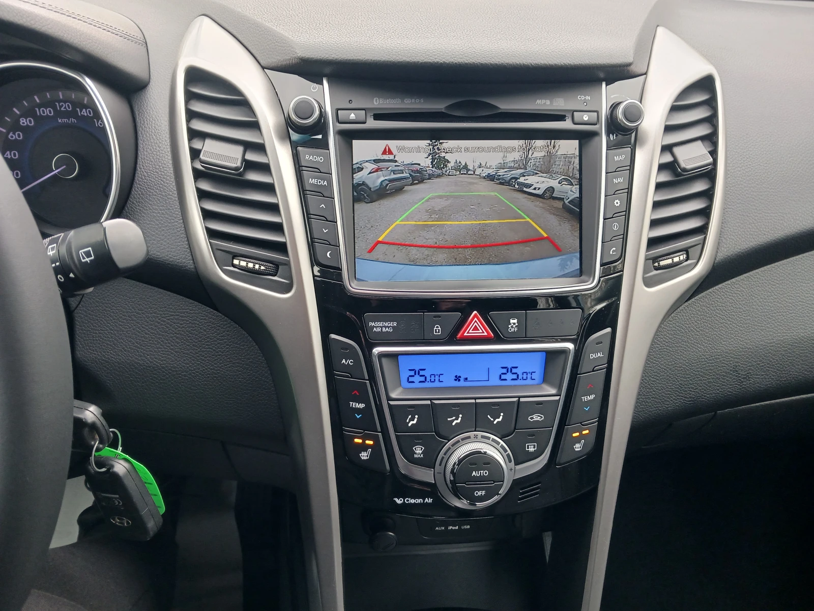 Hyundai I30 1.6= AVTOMAT= NAVI= KAMERA= FULL | Mobile.bg � ����������� 11