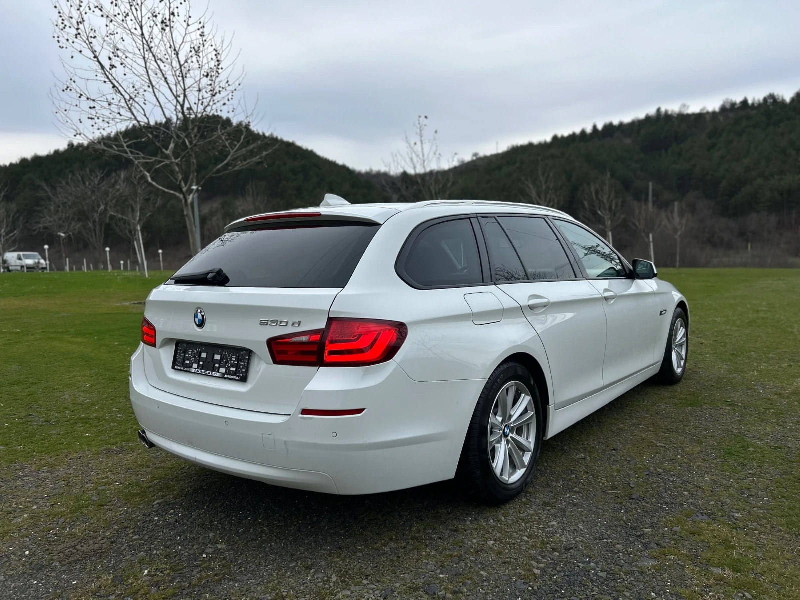 BMW 530 D XENON LED HEAD UP DISTRONIK PANO - изображение 4