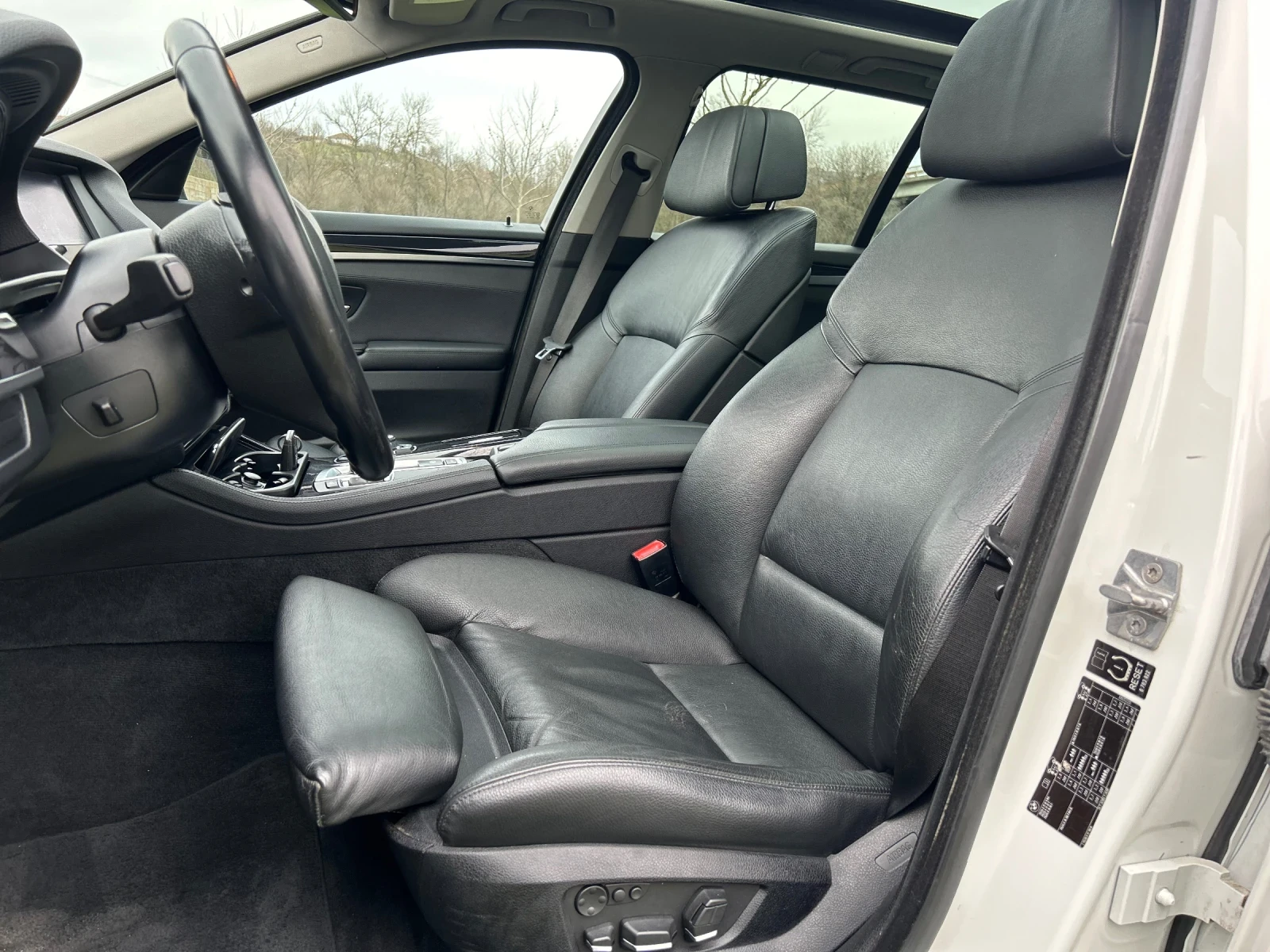 BMW 530 D XENON LED HEAD UP DISTRONIK PANO - изображение 9