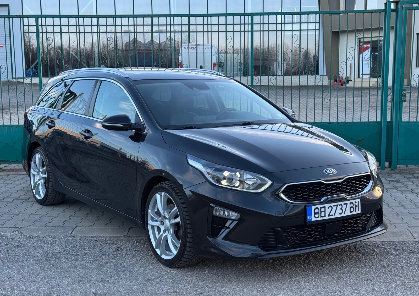 Kia Ceed ���������, �������, ��������� | Mobile.bg � ����������� 3
