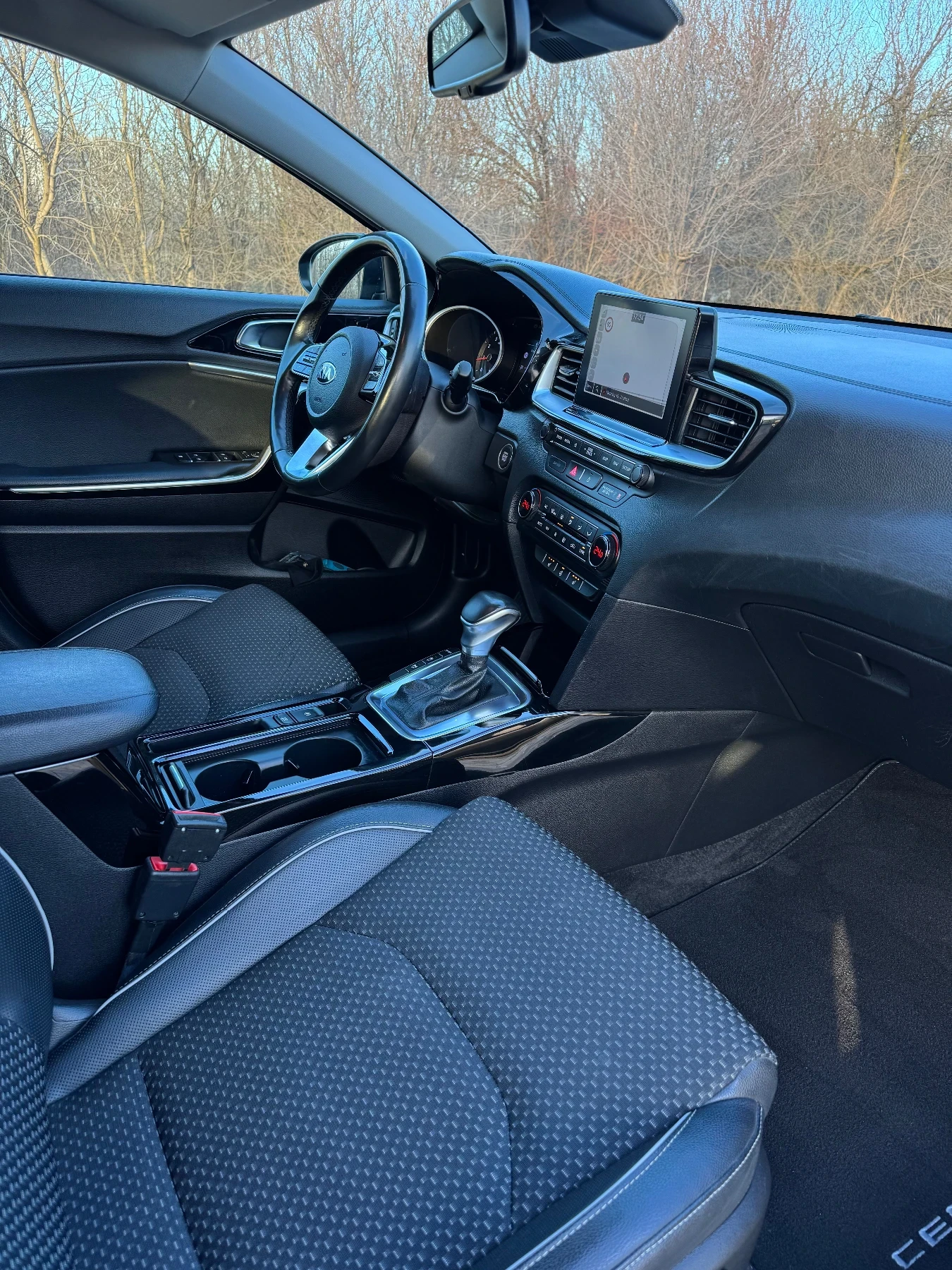 Kia Ceed ���������, �������, ��������� | Mobile.bg � ����������� 12