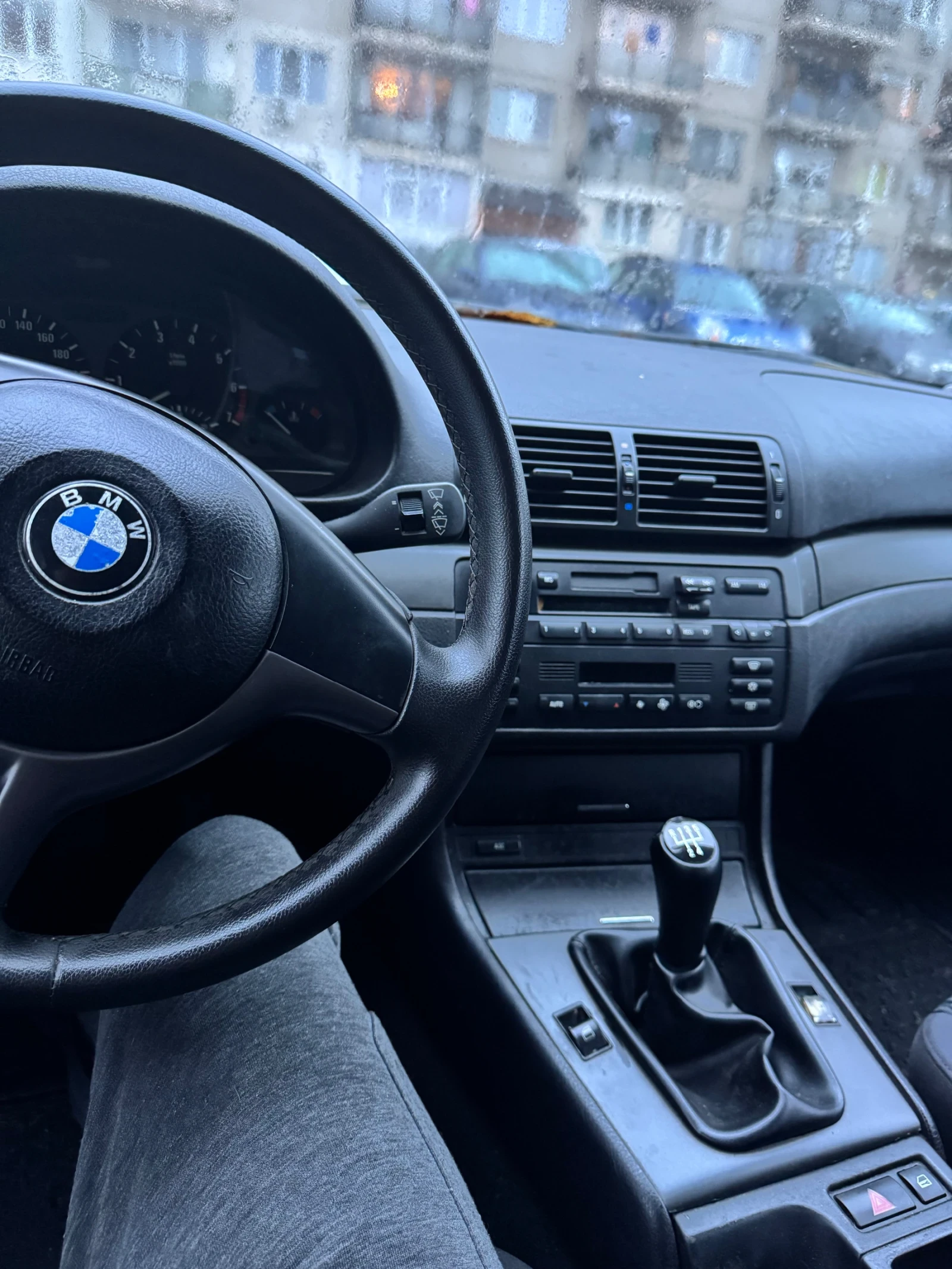 BMW 318 318i, снимка 7 - Автомобили и джипове - 53925842