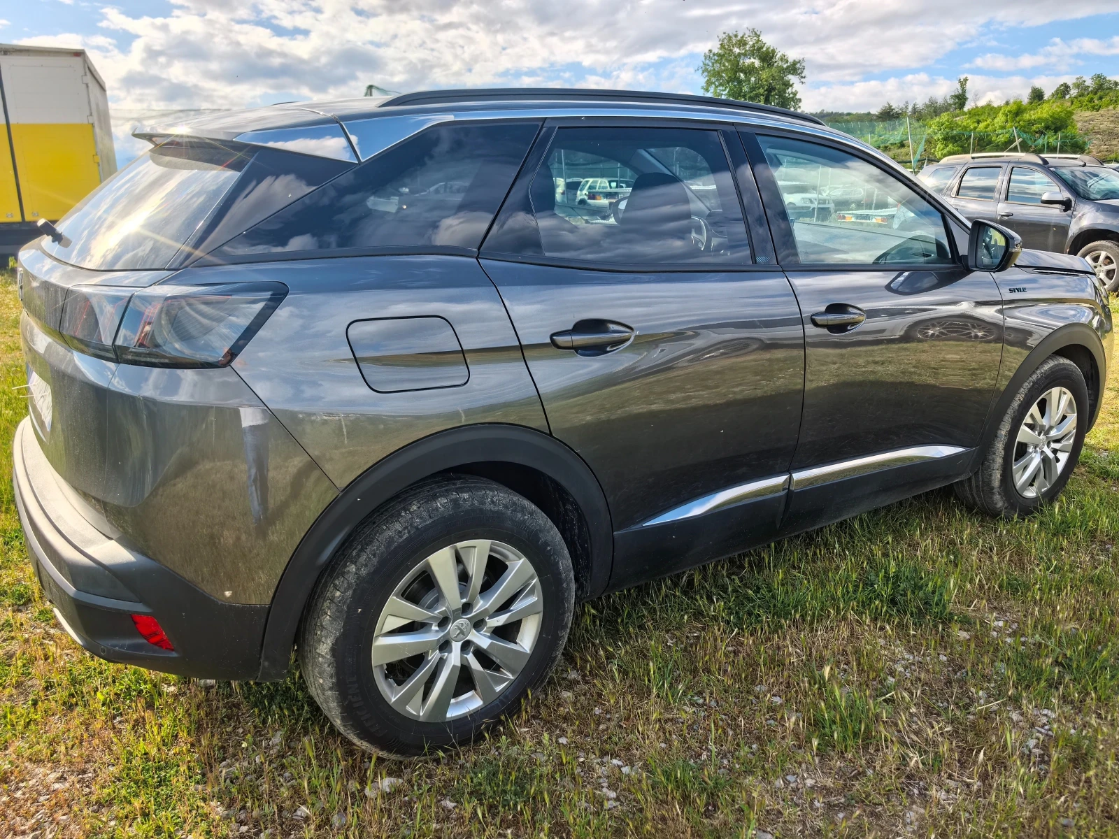 Peugeot 3008 1.5BlueHDI Автоматик , снимка 6 - Автомобили и джипове - 54598737