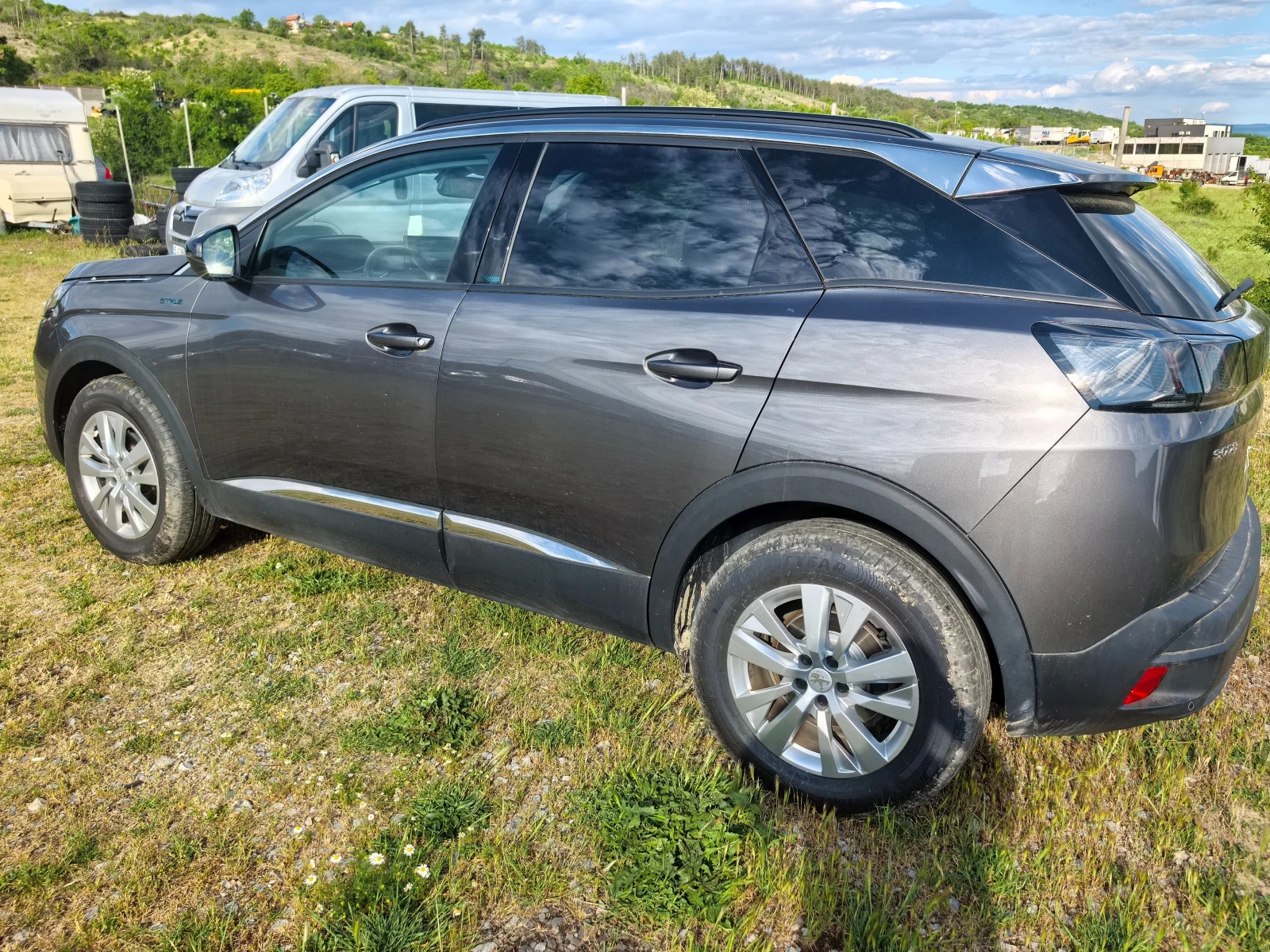 Peugeot 3008 1.5BlueHDI Автоматик , снимка 5 - Автомобили и джипове - 54598737
