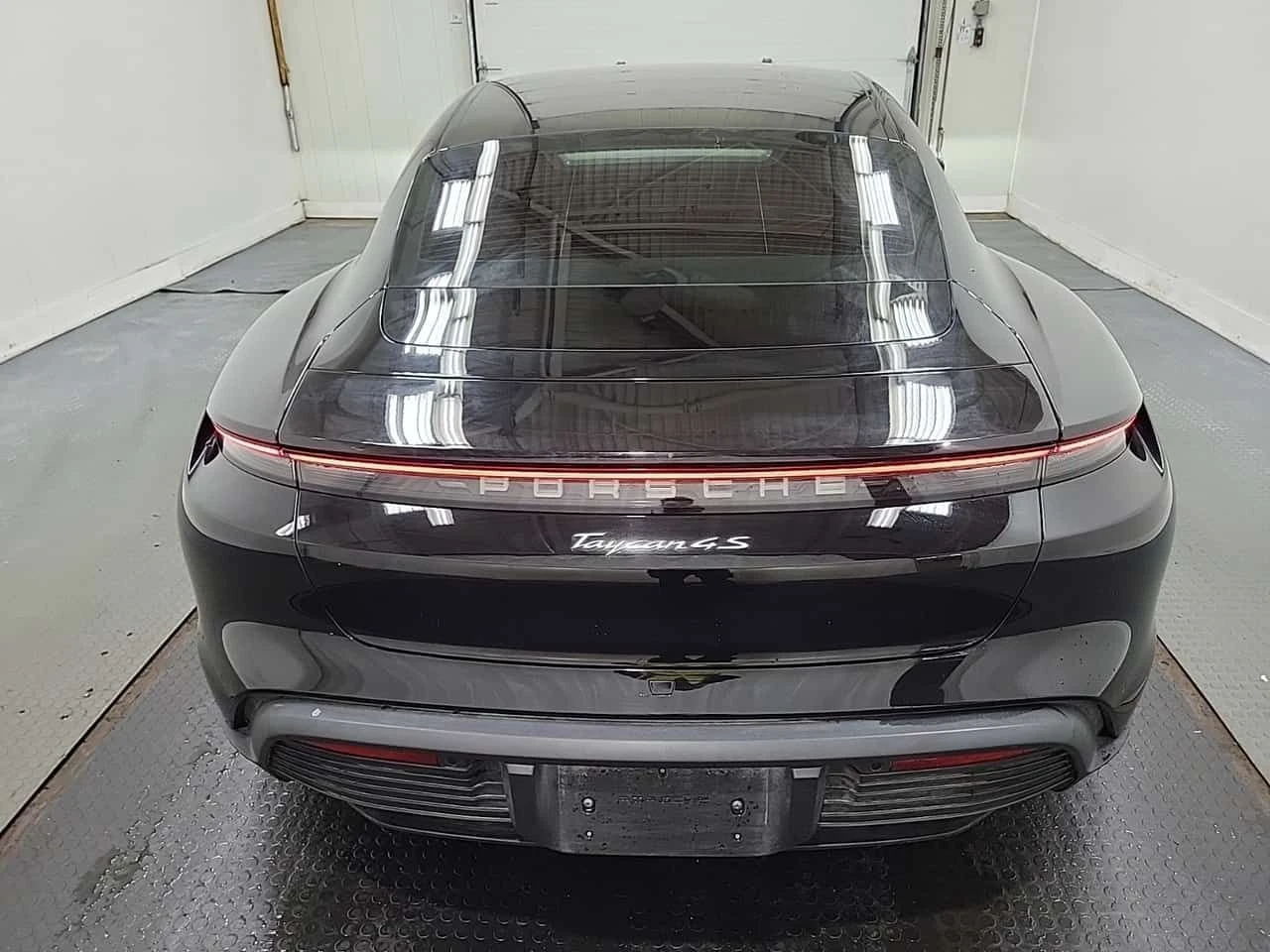 Porsche Taycan 4S  CARFAX, снимка 17 - Автомобили и джипове - 54609588
