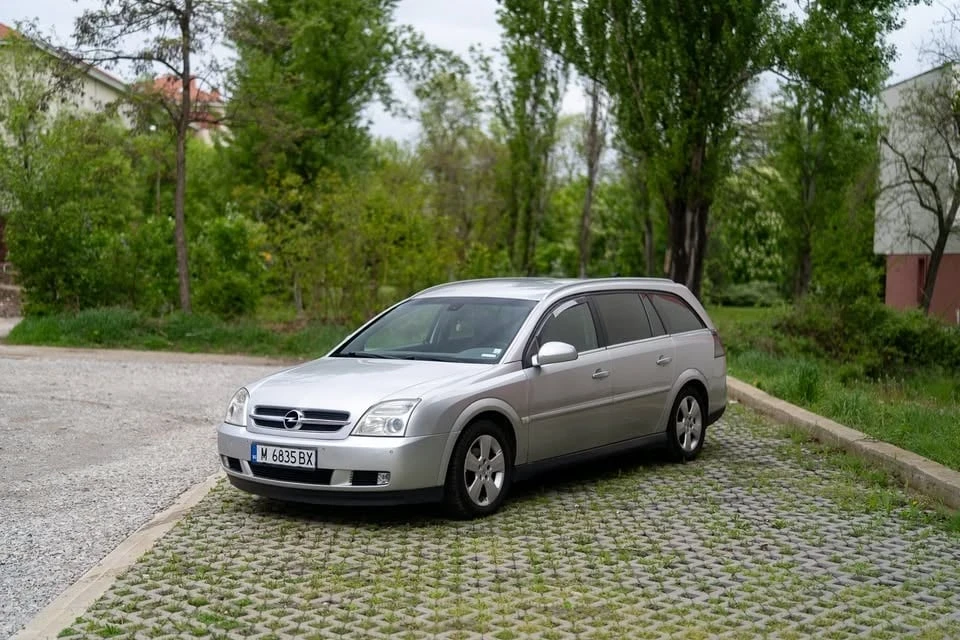 Opel Vectra, снимка 6 - Автомобили и джипове - 54650888