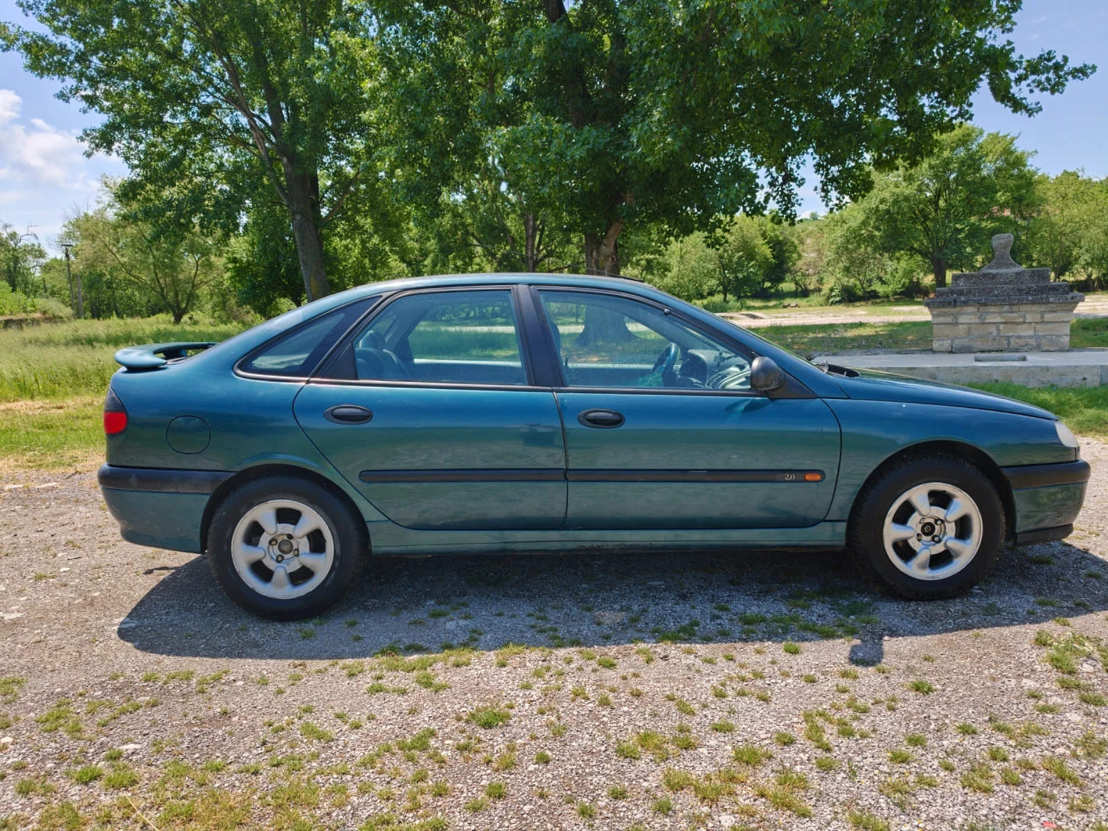 Renault Laguna 2.0, снимка 8 - Автомобили и джипове - 54736733