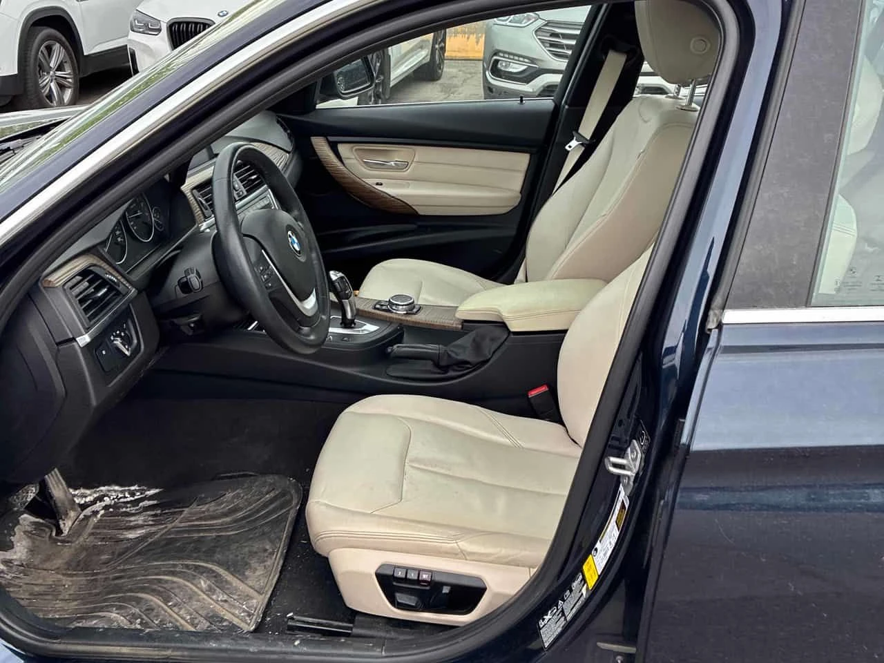 BMW 328  328i xDrive 8ZF / ЗАДНА КАМЕРА / ПОДГРЕВИ , снимка 12 - Автомобили и джипове - 55542381
