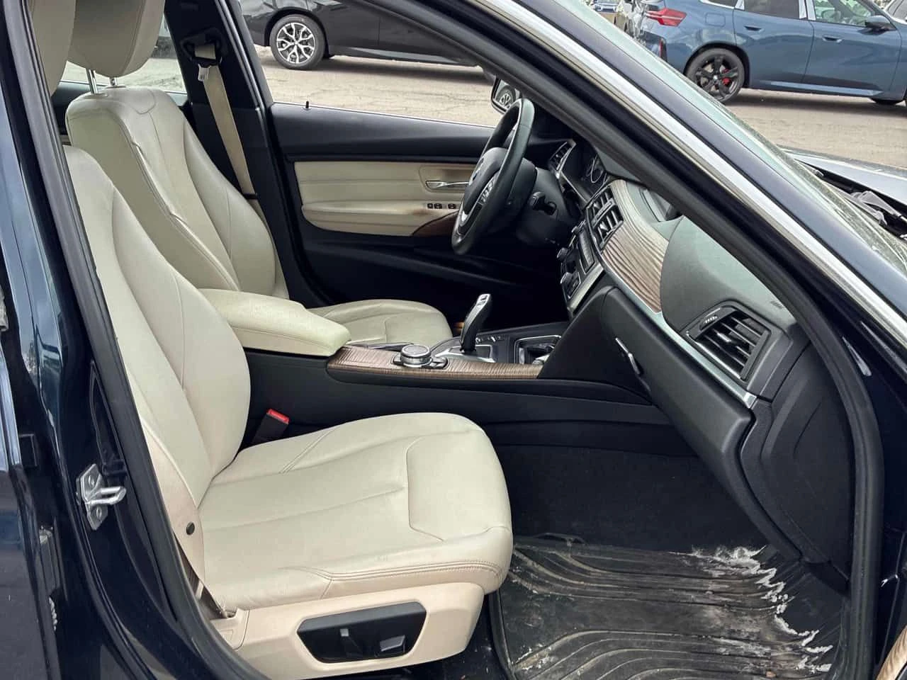 BMW 328  328i xDrive 8ZF / ЗАДНА КАМЕРА / ПОДГРЕВИ , снимка 15 - Автомобили и джипове - 55542381