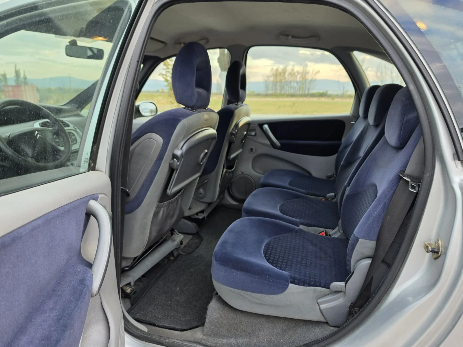 Citroen Xsara picasso 1.6 HDI , снимка 14 - Автомобили и джипове - 55767584