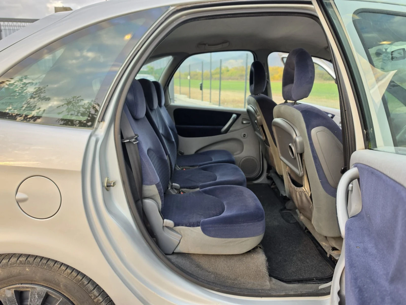 Citroen Xsara picasso 1.6 HDI , снимка 15 - Автомобили и джипове - 55767584